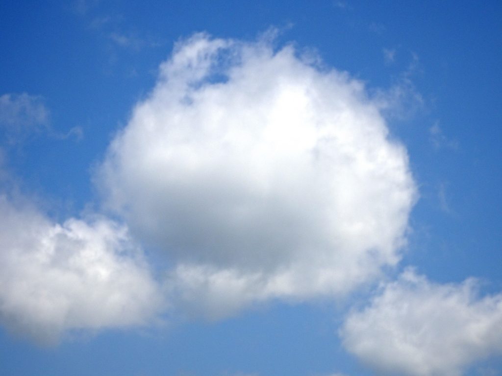 まん丸な雲