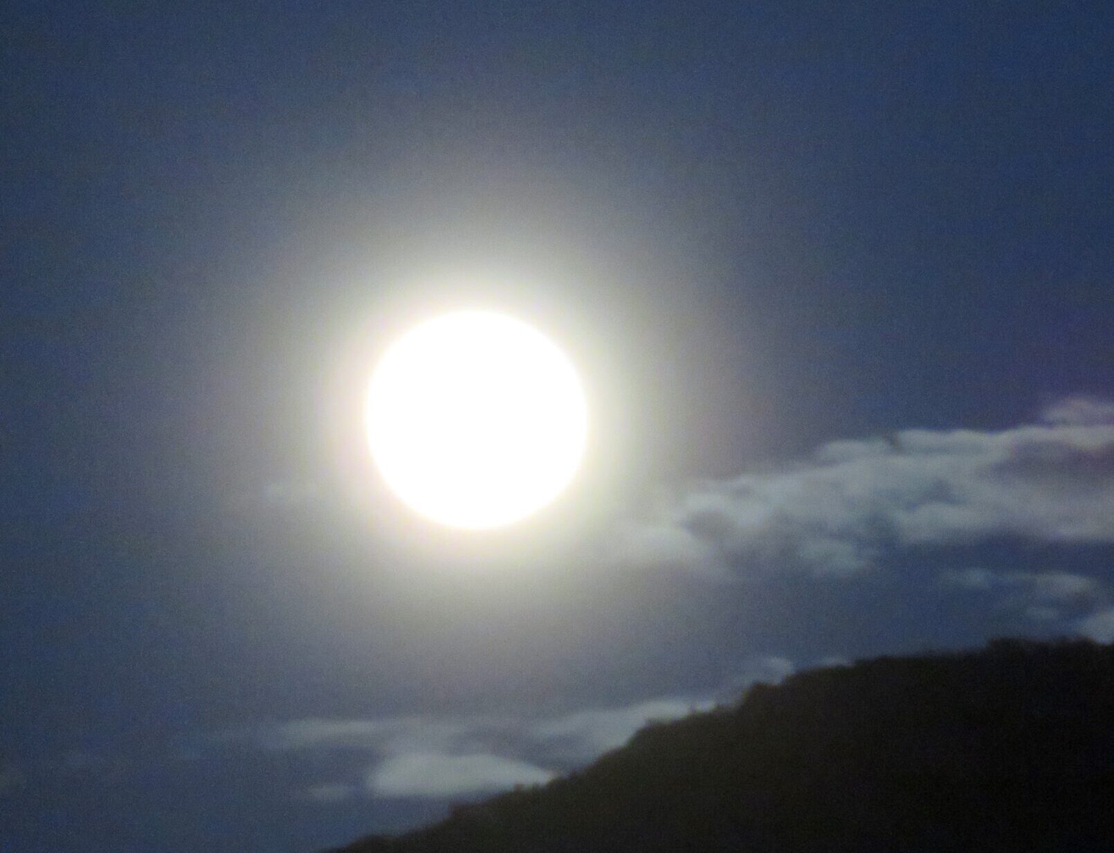 「極端な」満月